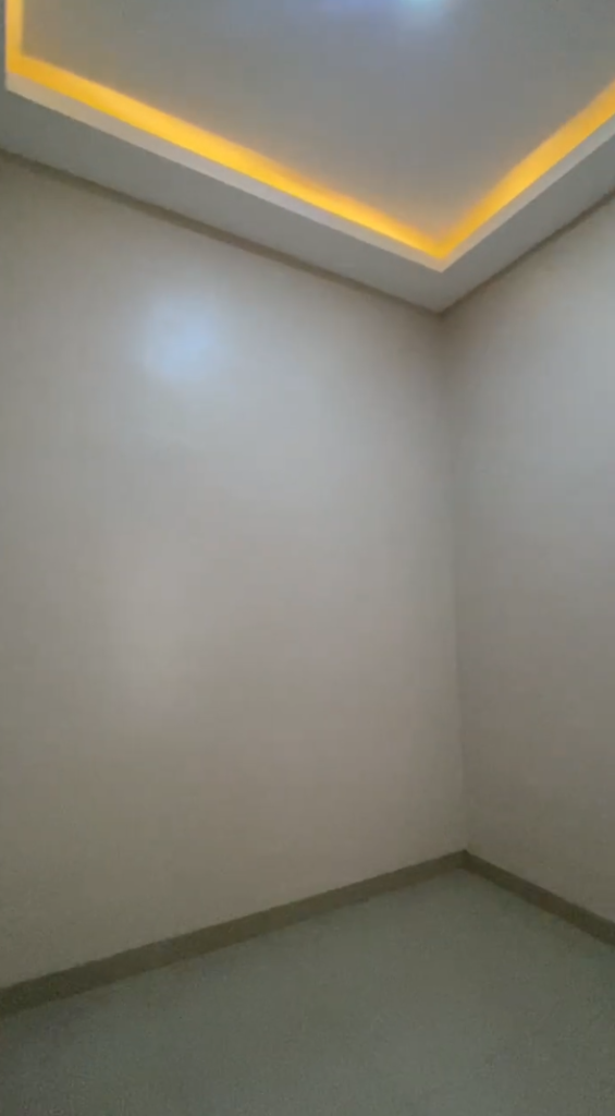 Rumah 3 Kamar Tidur 2 Kamar Mandi